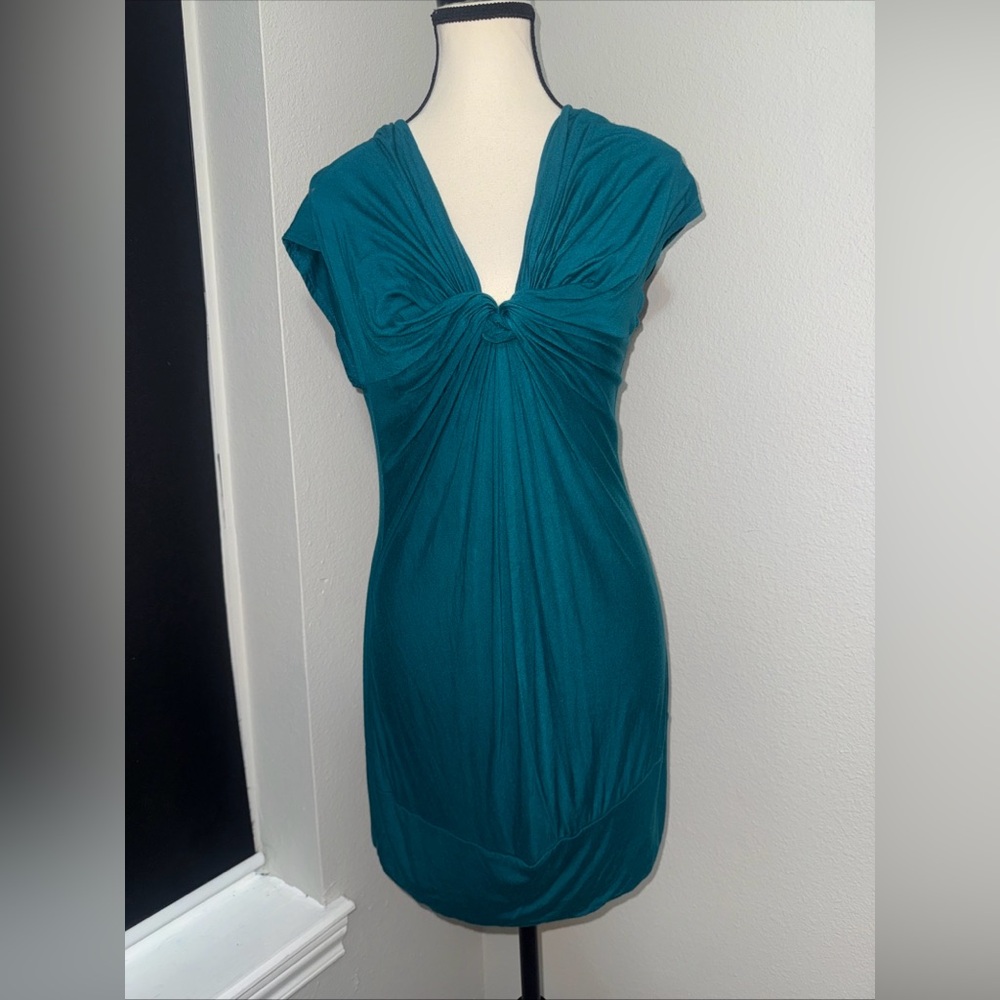 Women’s Large Studio Y Teal Knot Front Blouson Dress
Size Large